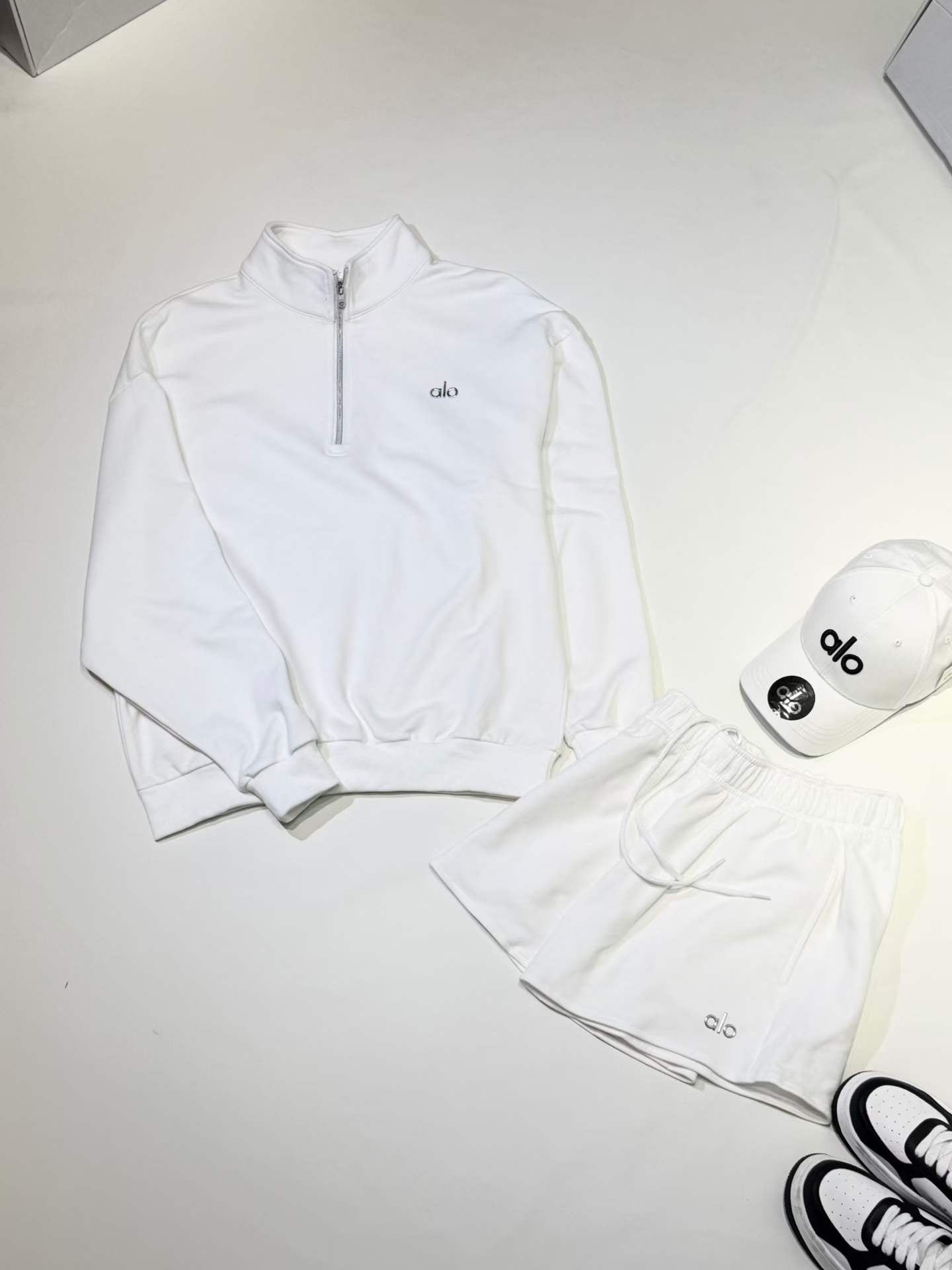 Accolade 1/4 Zip Pullover