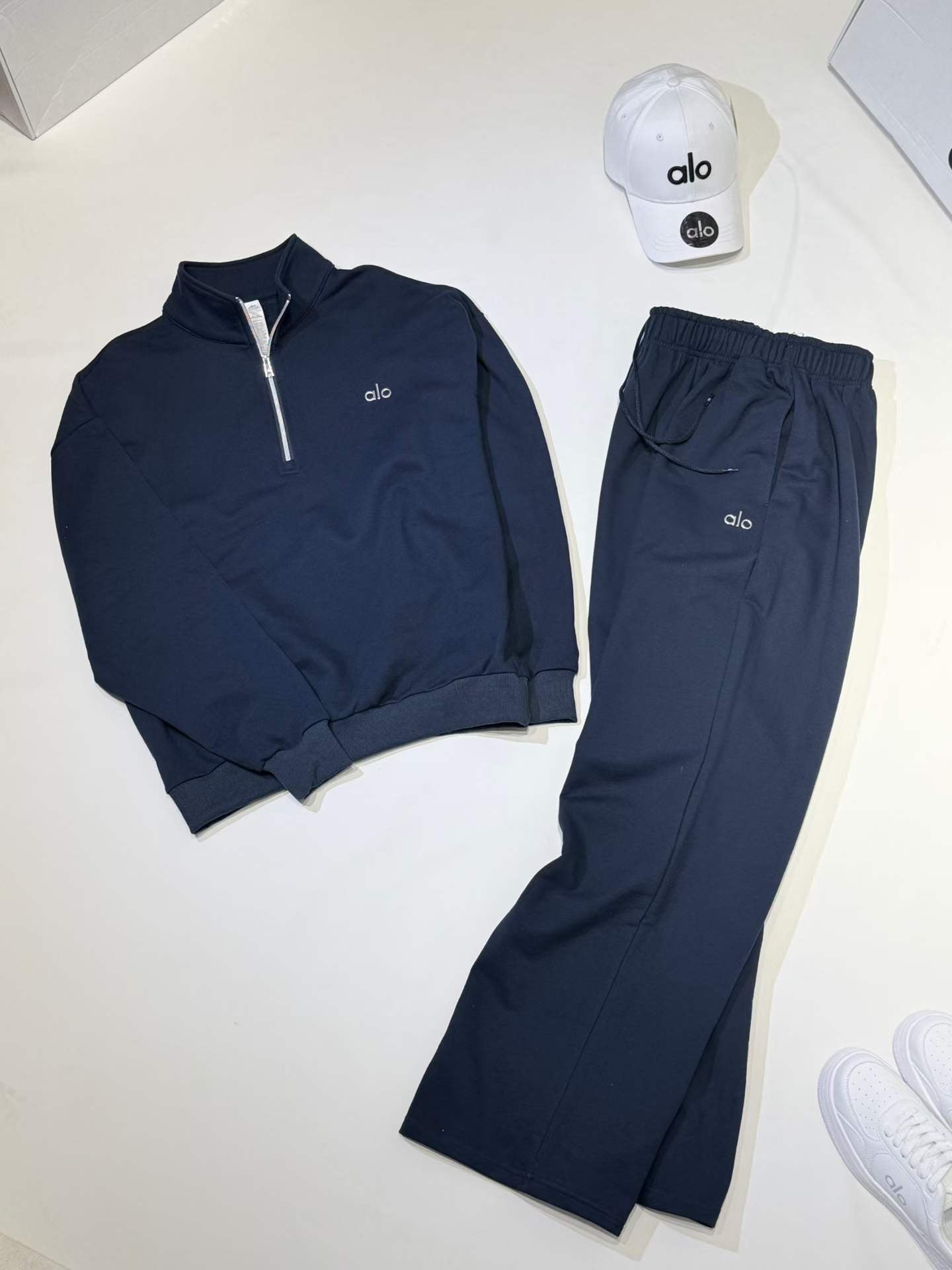 Accolade 1/4 Zip Pullover