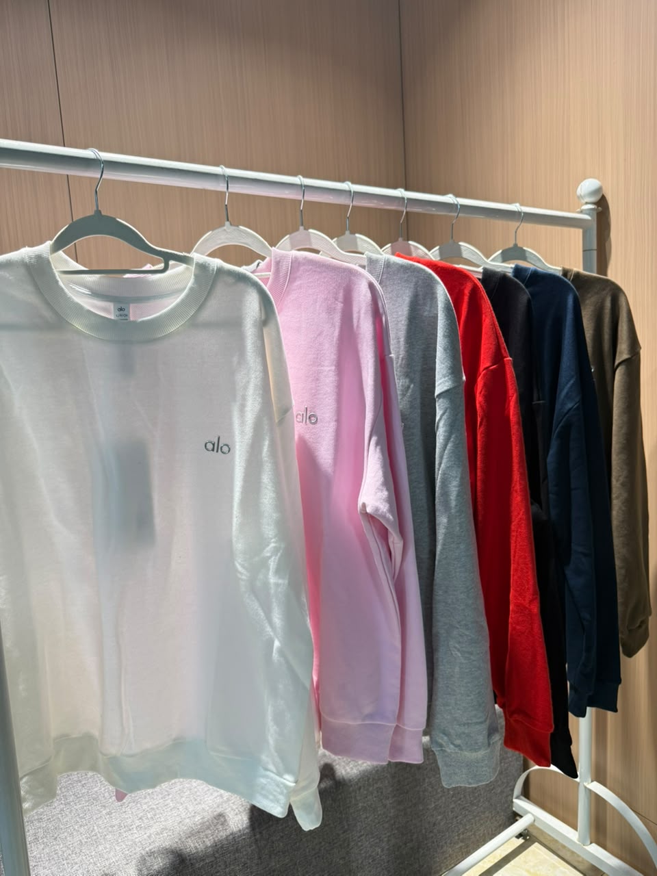 Accolade Crew Neck Pullover